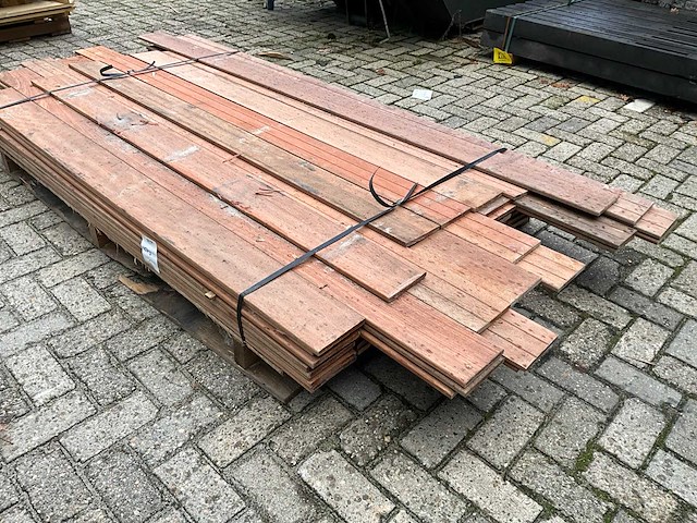 Hardhouten tuinplank - afbeelding 1 van  5
