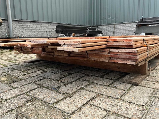 Hardhouten tuinplank - afbeelding 4 van  5