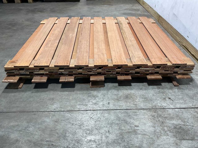 Hardhouten tuinscherm 21-planks - 180x150 cm (3x) - afbeelding 4 van  5