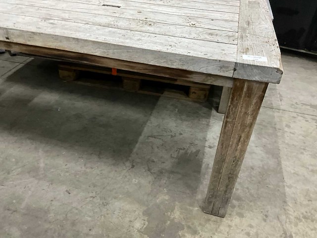 Hardhouten tuintafel - afbeelding 5 van  7