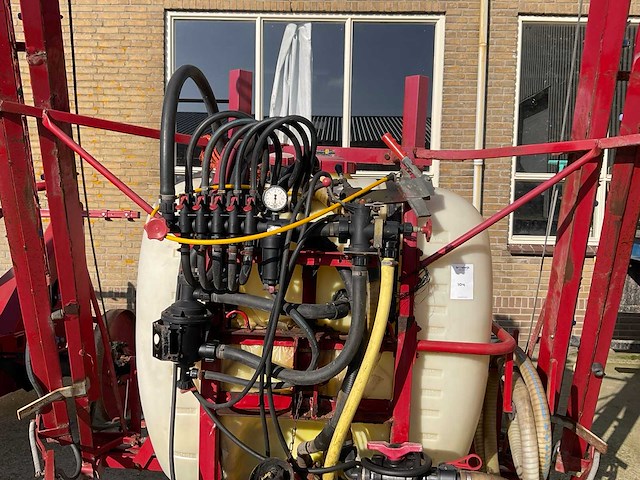 Hardi lxy600 veldspuit - afbeelding 8 van  9