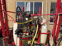 Hardi lxy600 veldspuit - afbeelding 8 van  9