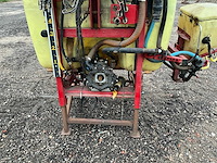 Hardi lzy800 gedragen veldspuit met fronttank - afbeelding 2 van  26