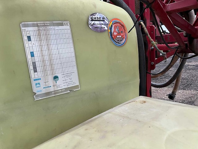 Hardi lzy800 gedragen veldspuit met fronttank - afbeelding 13 van  26