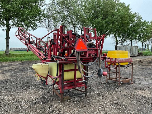 Hardi lzy800 gedragen veldspuit met fronttank - afbeelding 20 van  26