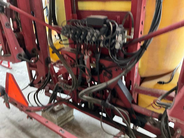 Hardi master gedragen veldspuit - afbeelding 18 van  19