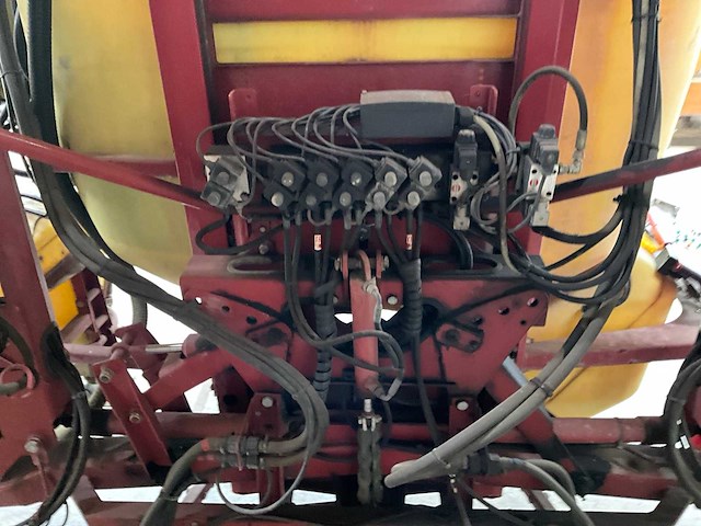 Hardi master gedragen veldspuit - afbeelding 19 van  19