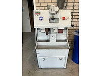 Hardo ortho solo 75 band- schuur- polijstmachine v.v. pneumatische klepafzuiging - afbeelding 2 van  6