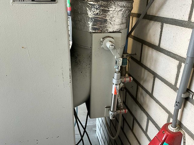 Hardo ortho solo 75 band- schuur- polijstmachine v.v. pneumatische klepafzuiging - afbeelding 6 van  6