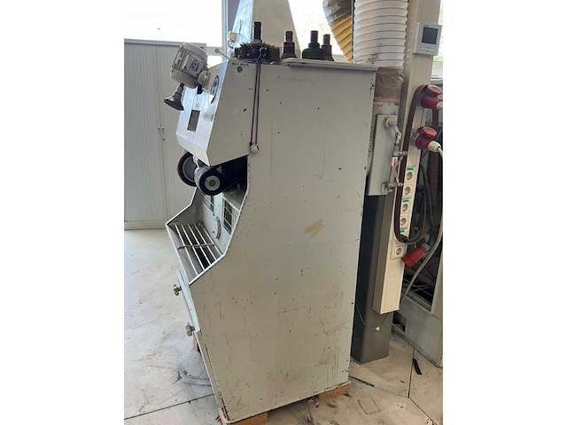 Hardo ortho solo 75 band- schuur- polijstmachine v.v. pneumatische klepafzuiging - afbeelding 3 van  4