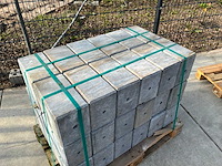 Hardsteen sokkel 18x24x33 4-zijdig facet (4x) - afbeelding 3 van  5