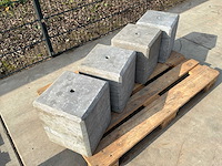 Hardsteen sokkel 28x28x33cm 4-zijdig facet (4x) - afbeelding 2 van  4