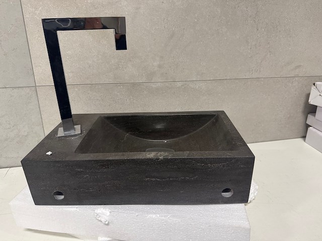 Hardstenen fontein 40x22,3x10 cm + kraan wb - afbeelding 4 van  4