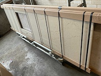 Hardstenen keukenwerkblad 221x65 cm - afbeelding 1 van  3