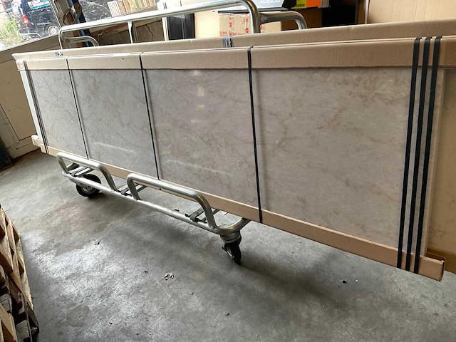 Hardstenen keukenwerkblad 246x60 cm - afbeelding 1 van  2