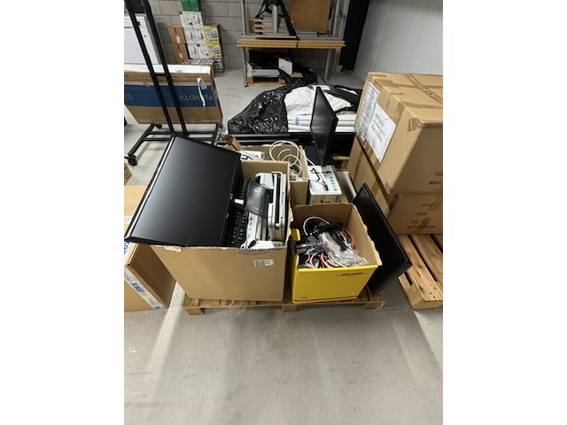 Hardware - afbeelding 1 van  6