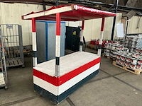 Haringkar marktkraam - afbeelding 1 van  5