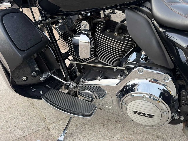 Harley davidson road glide ultra 2013 motorfiets - afbeelding 14 van  22
