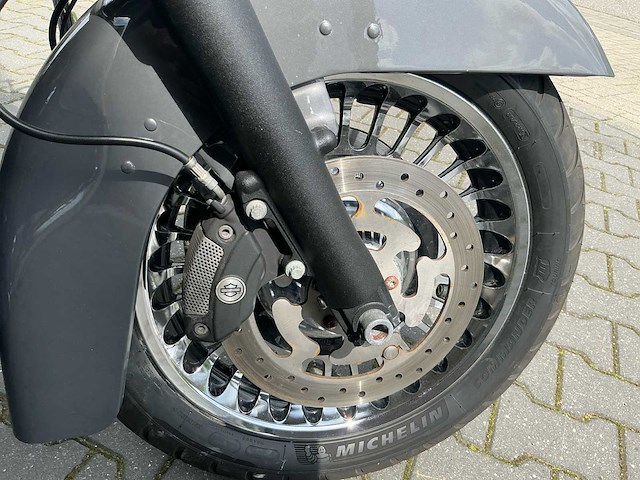 Harley davidson tour 103 flhtk el.gl.ult. motorfiets - afbeelding 5 van  11