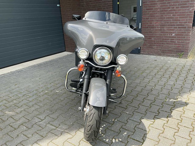Harley davidson tour 103 flhtk el.gl.ult. motorfiets - afbeelding 7 van  11