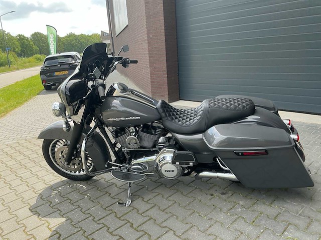 Harley davidson tour 103 flhtk el.gl.ult. motorfiets - afbeelding 9 van  11