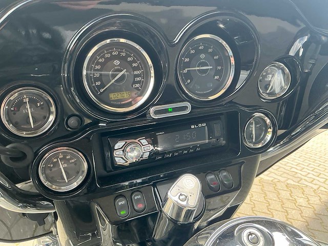 Harley davidson tour 103 flhtk el.gl.ult. motorfiets - afbeelding 11 van  11