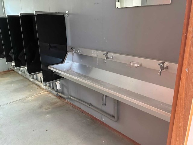 Harmsen sanitairunit - afbeelding 16 van  17