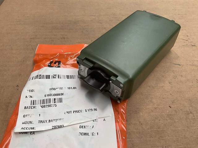 Harris battery tray - afbeelding 1 van  5
