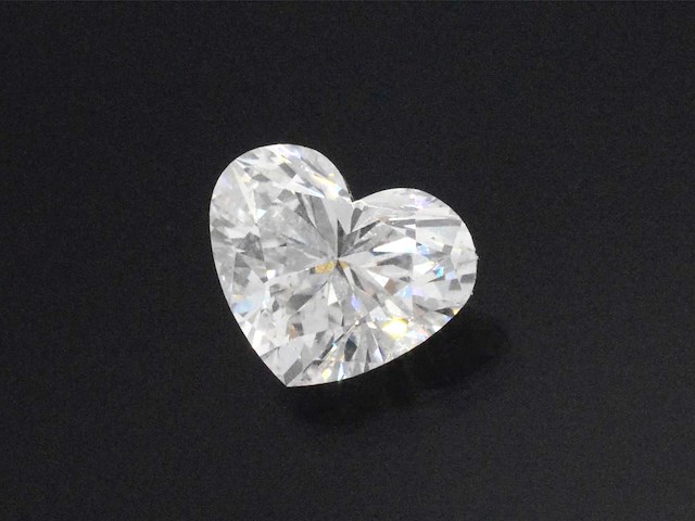 Hart vorm briljant van 1.00 carat (gecertificeerd) - afbeelding 1 van  4