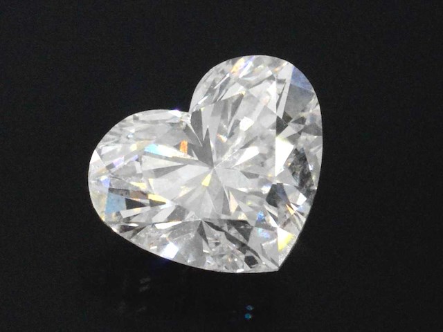 Hart vorm briljant van 1.00 carat (gecertificeerd) - afbeelding 2 van  4