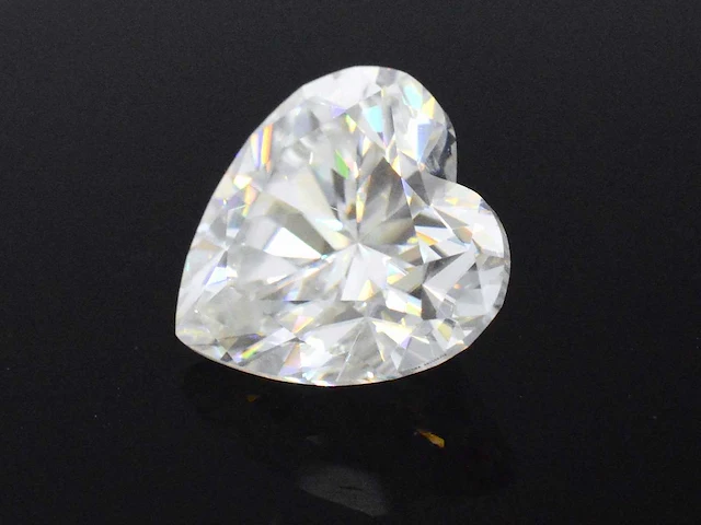 Hart vorm briljant van 4.00 carat (gecertificeerd) - afbeelding 2 van  2