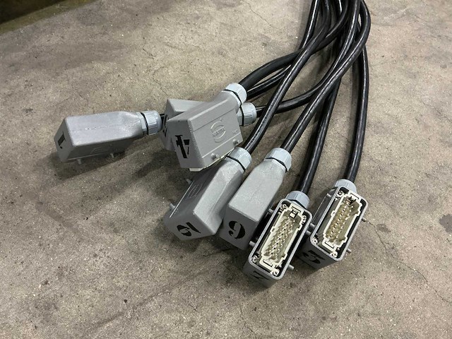 Harting 16 g19 1,5m2 30m 7-gang multikabel - afbeelding 3 van  5