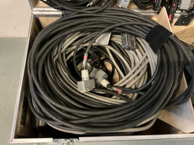 Harting 16/6p - various cables (16x) - afbeelding 4 van  10