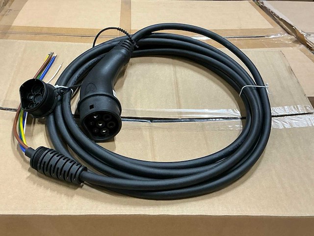 Harting 20a 3ph evbox laadkabel (6x) - afbeelding 1 van  6