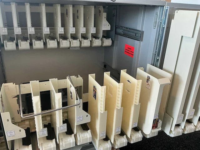 Harting smokythek ut sigaretten / shag uitgifte automaat - afbeelding 12 van  14
