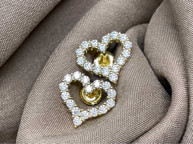 Hartvorm oorbellen briljanten hoge kwaliteit - afbeelding 1 van  7