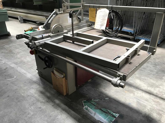 Harwi - 130 - formaatcirkelzaagmachine - afbeelding 10 van  14