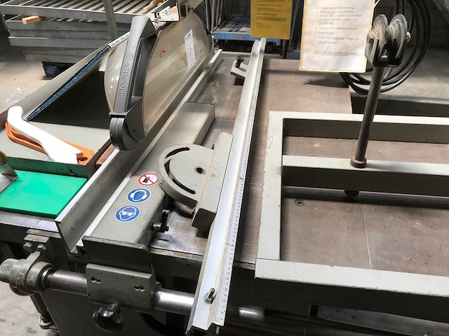 Harwi - 130 - formaatcirkelzaagmachine - afbeelding 11 van  14