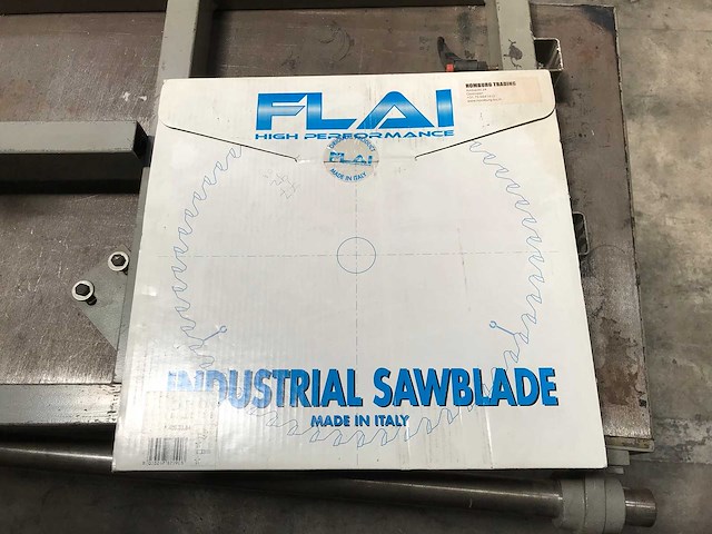 Harwi - 130 - formaatcirkelzaagmachine - afbeelding 13 van  14