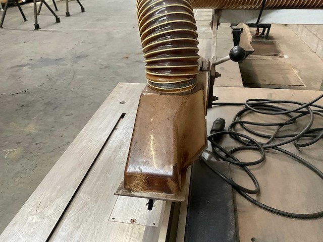 Harwi 130 tafelcirkelzaagmachine - afbeelding 7 van  9