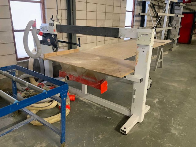 Harwi 625-h radiaalafkortzaagmachine - afbeelding 9 van  9