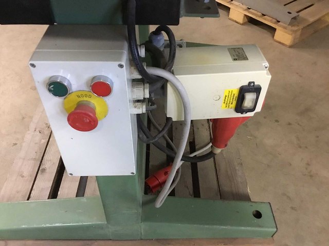 Harwi 625h radiaalafkortzaagmachine - afbeelding 4 van  6