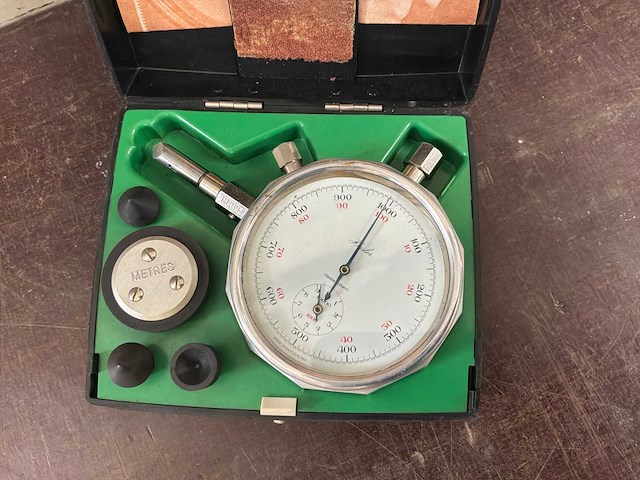 Hasler chronometrische handtoerenteller - afbeelding 4 van  5