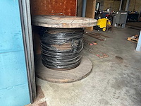 Haspel met staalkabel - afbeelding 1 van  5