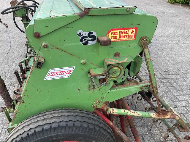 Hassia du100 hydraulische zaaimachine - afbeelding 3 van  17