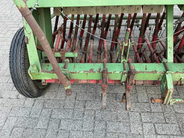 Hassia du100 hydraulische zaaimachine - afbeelding 5 van  17