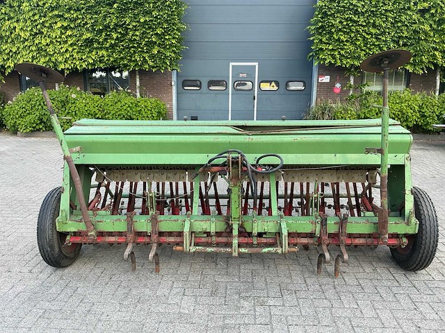 Hassia du100 hydraulische zaaimachine - afbeelding 14 van  17