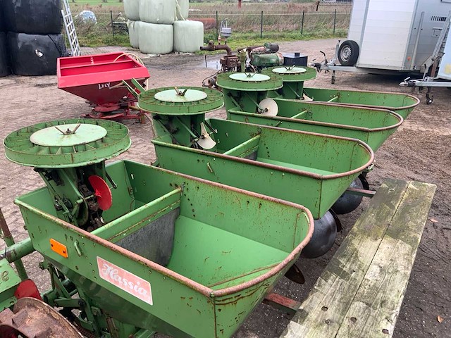 Hassia mechanische pootmachine - afbeelding 13 van  18