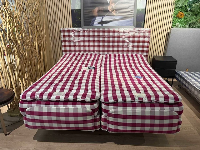 Hästens - adjustable - boxspring 180x210 - bed - afbeelding 8 van  14