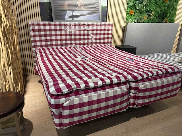 Hästens - adjustable - boxspring 180x210 - bed - afbeelding 9 van  14